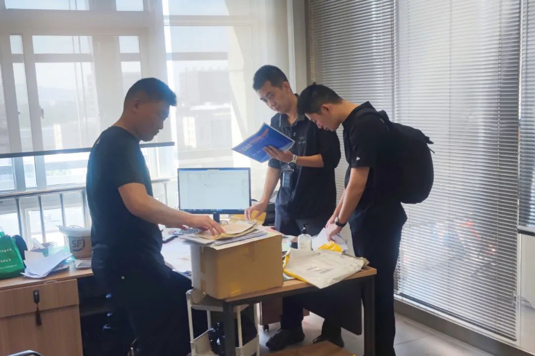 海關(guān)總署發(fā)布2024年打擊走私十大典型案例