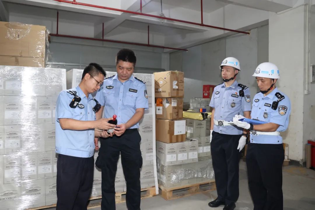 海關(guān)總署發(fā)布2024年打擊走私十大典型案例