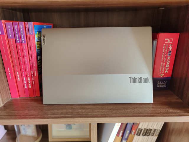 體驗(yàn)Thinkbook 15p視覺系創(chuàng)造本：奔跑吧，活力新青年