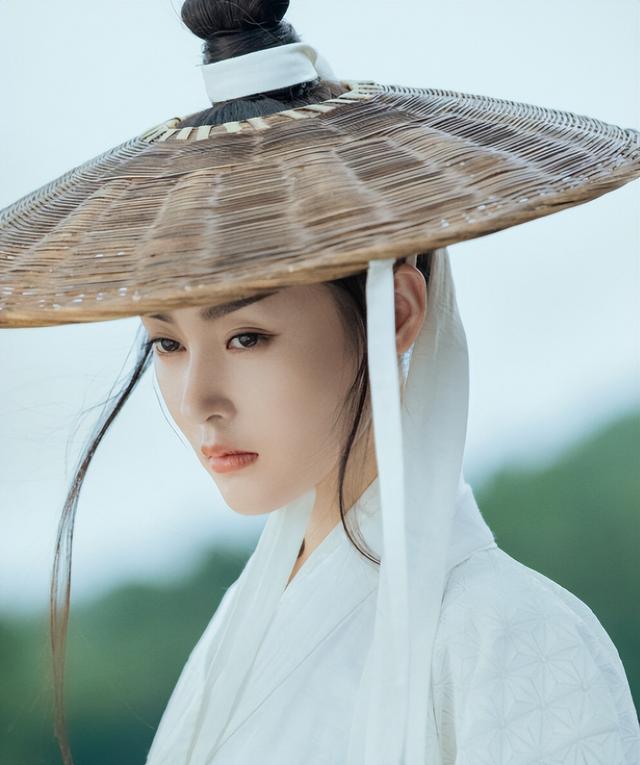 《雪中》10大美女：裴南葦讓世子扶墻而出，結(jié)局徐鳳年不輸韋小寶