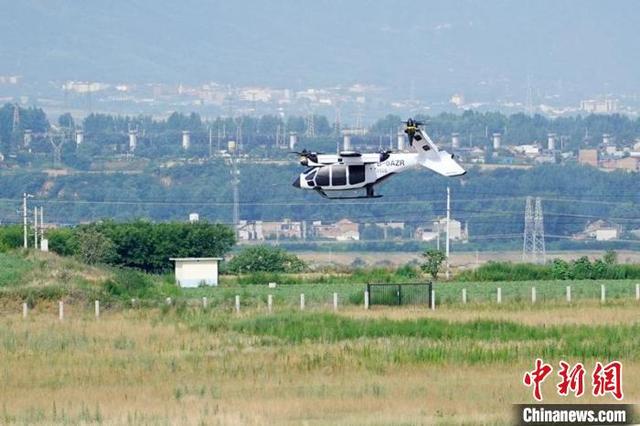 中國自研飛行汽車AE200電動垂直起降航空器首次公開試飛科目