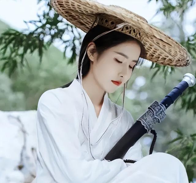 《雪中》10大美女：裴南葦讓世子扶墻而出，結(jié)局徐鳳年不輸韋小寶