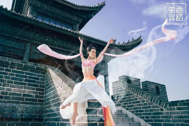 麗人行C位郝若琦跳舞太美了！掌握這些知識讓你學舞事半功倍
