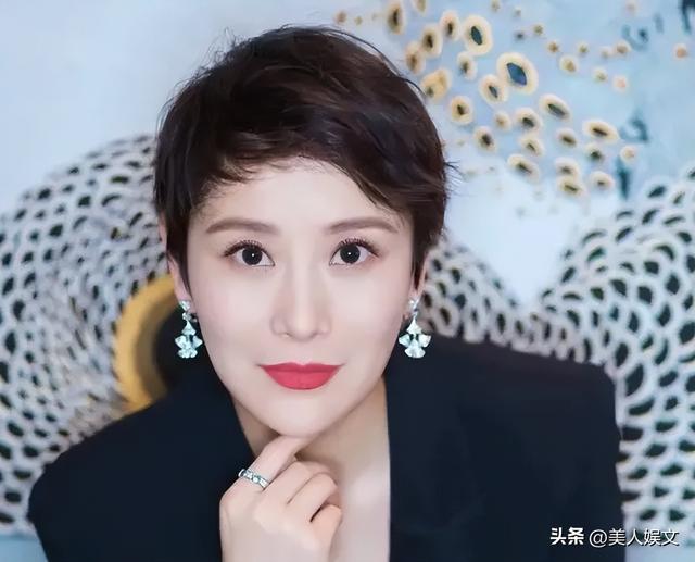 江蘇盛產(chǎn)美女！來(lái)自江蘇的20位女星，個(gè)個(gè)如花似玉，楚楚動(dòng)人