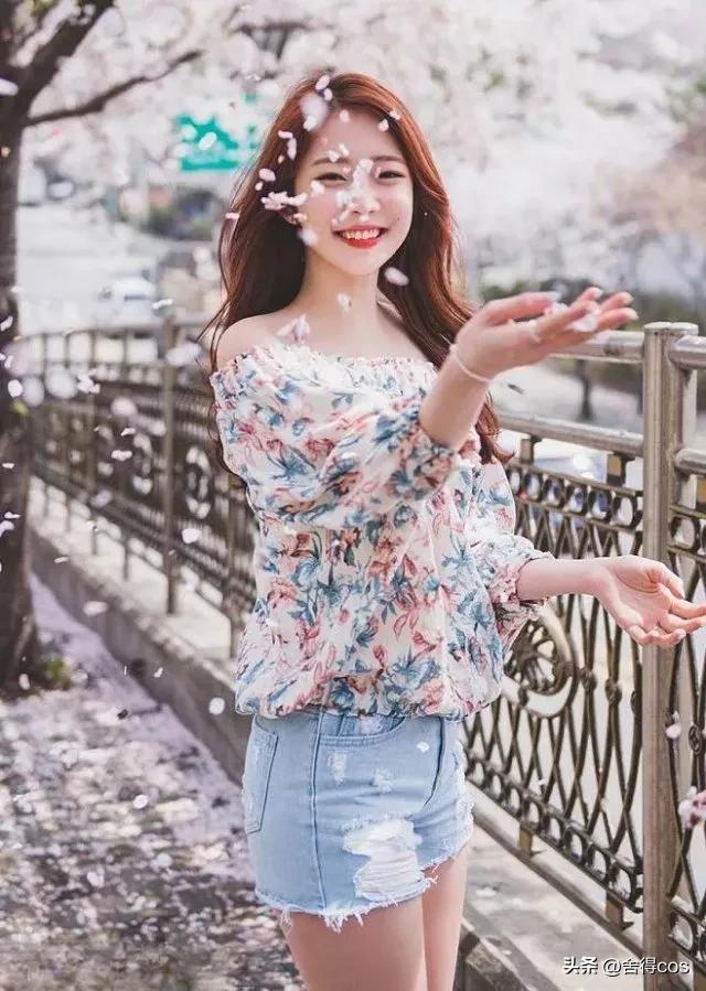 抖音第一美女韓藝：美貌與爭議并存，你還會只看路嗎？