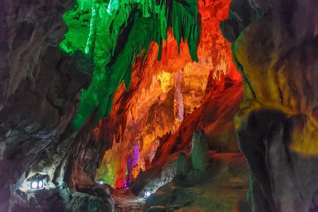 驚！貴州其實(shí)是座“洞府迷宮”，藏在深山的溶洞，你去過幾個(gè)？