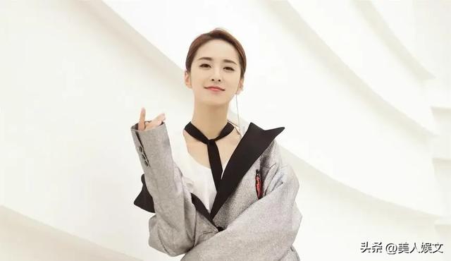 江蘇盛產(chǎn)美女！來(lái)自江蘇的20位女星，個(gè)個(gè)如花似玉，楚楚動(dòng)人