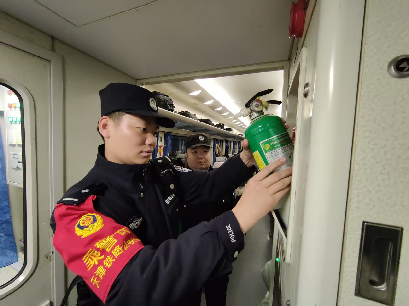 40個晝夜傾情守護 天津鐵警圓滿完成2025年春運安保工作